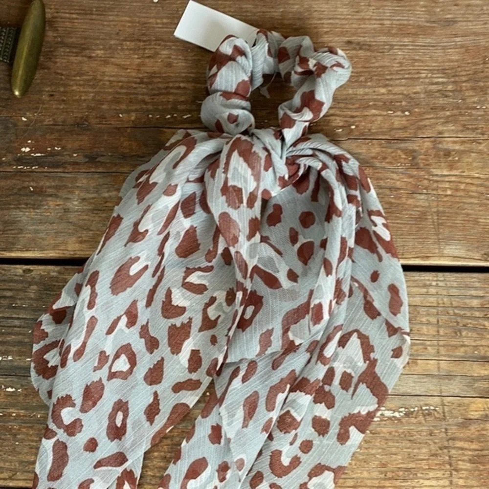 Anthropologie Leopard  Ponytail Scarf - Picture 2 of 3